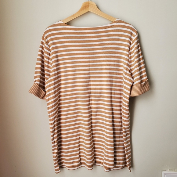 White Stag Top - Picture 2 of 9